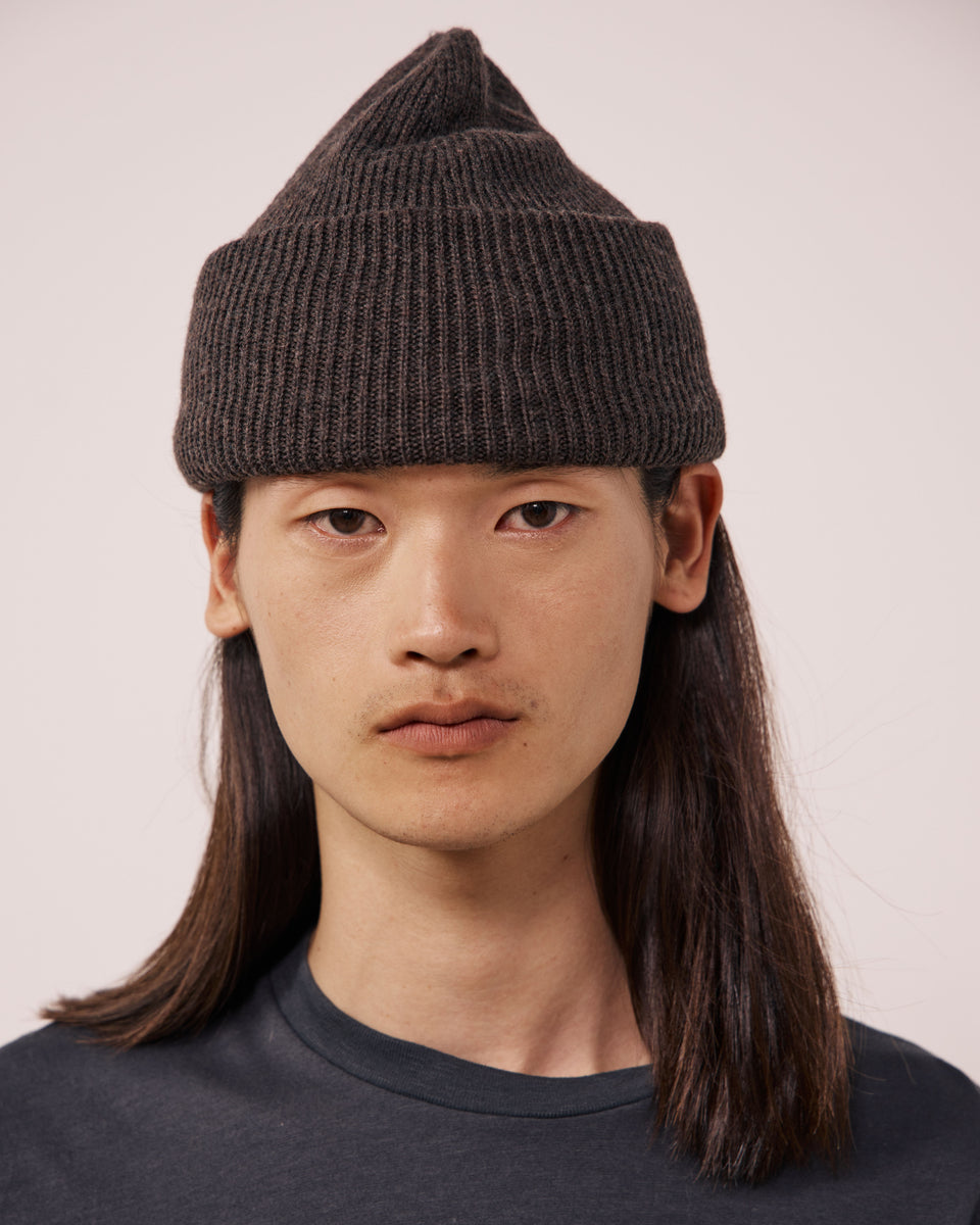 Bonnet Homme en Laine Mérinos Marron Seamless - Image principale