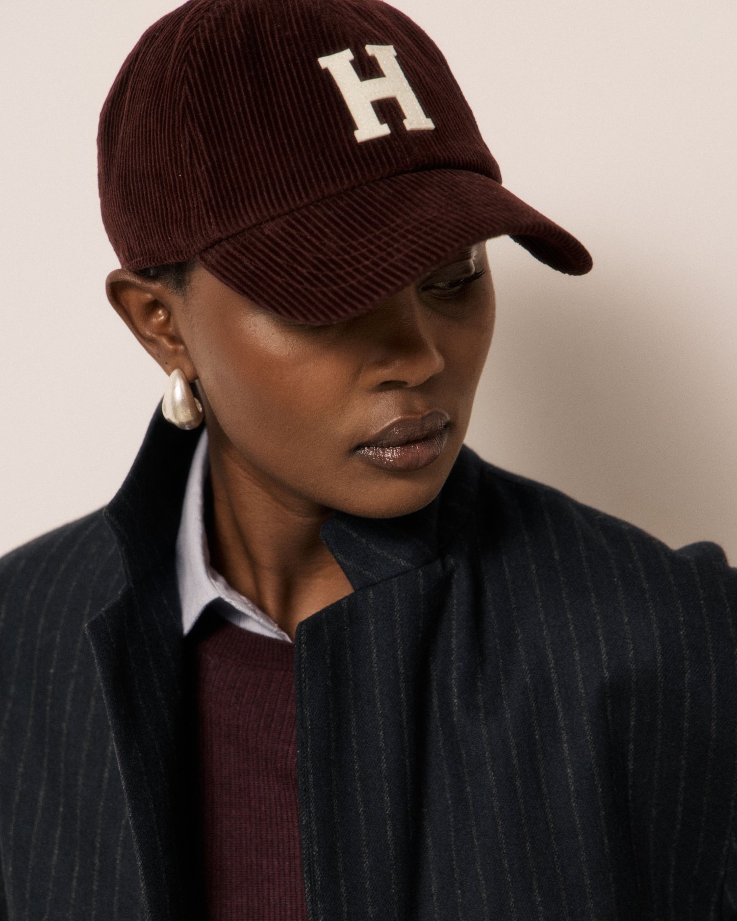 Casquette Femme en Velours Côtelé Bordeaux