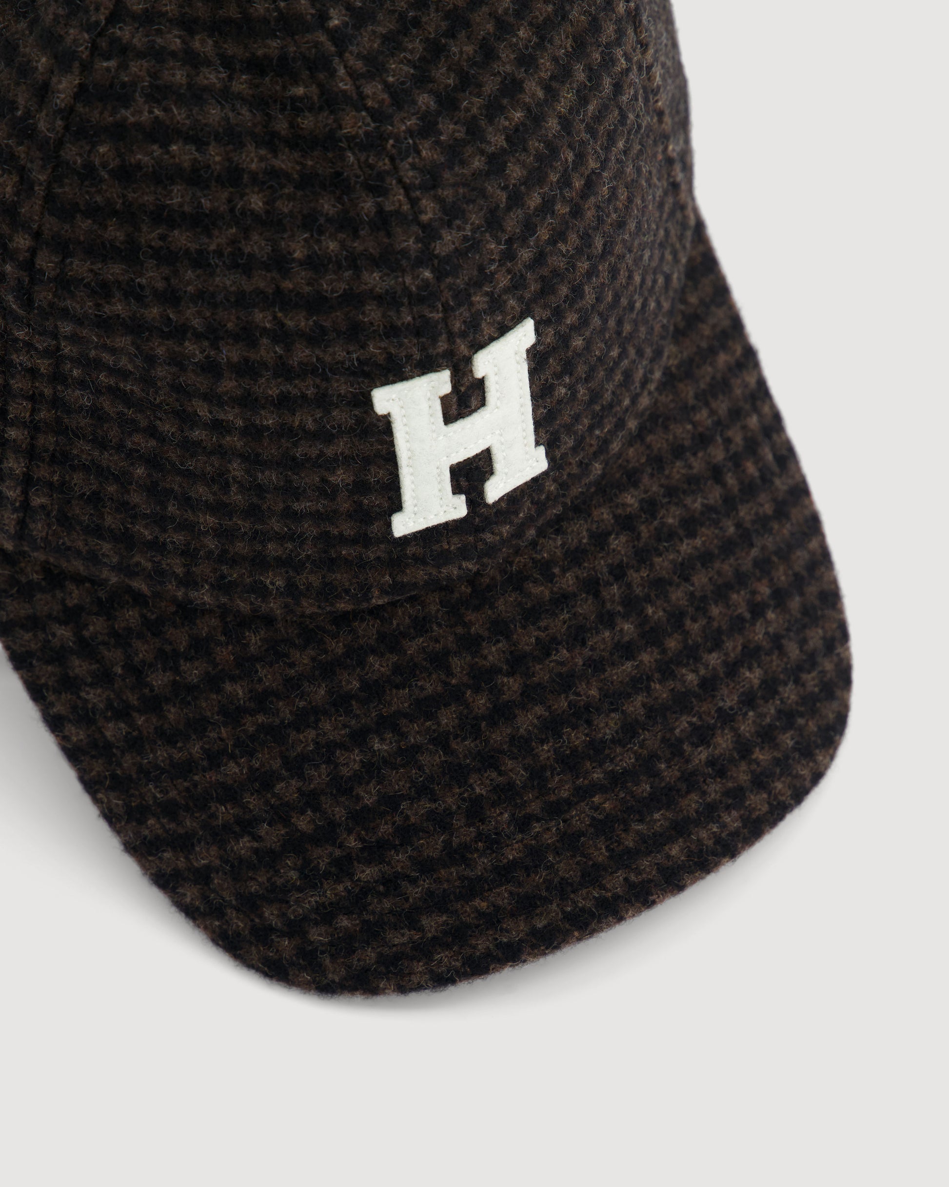 Casquette Femme en Flanelle de laine Pied-de-poule Marron & Noir H