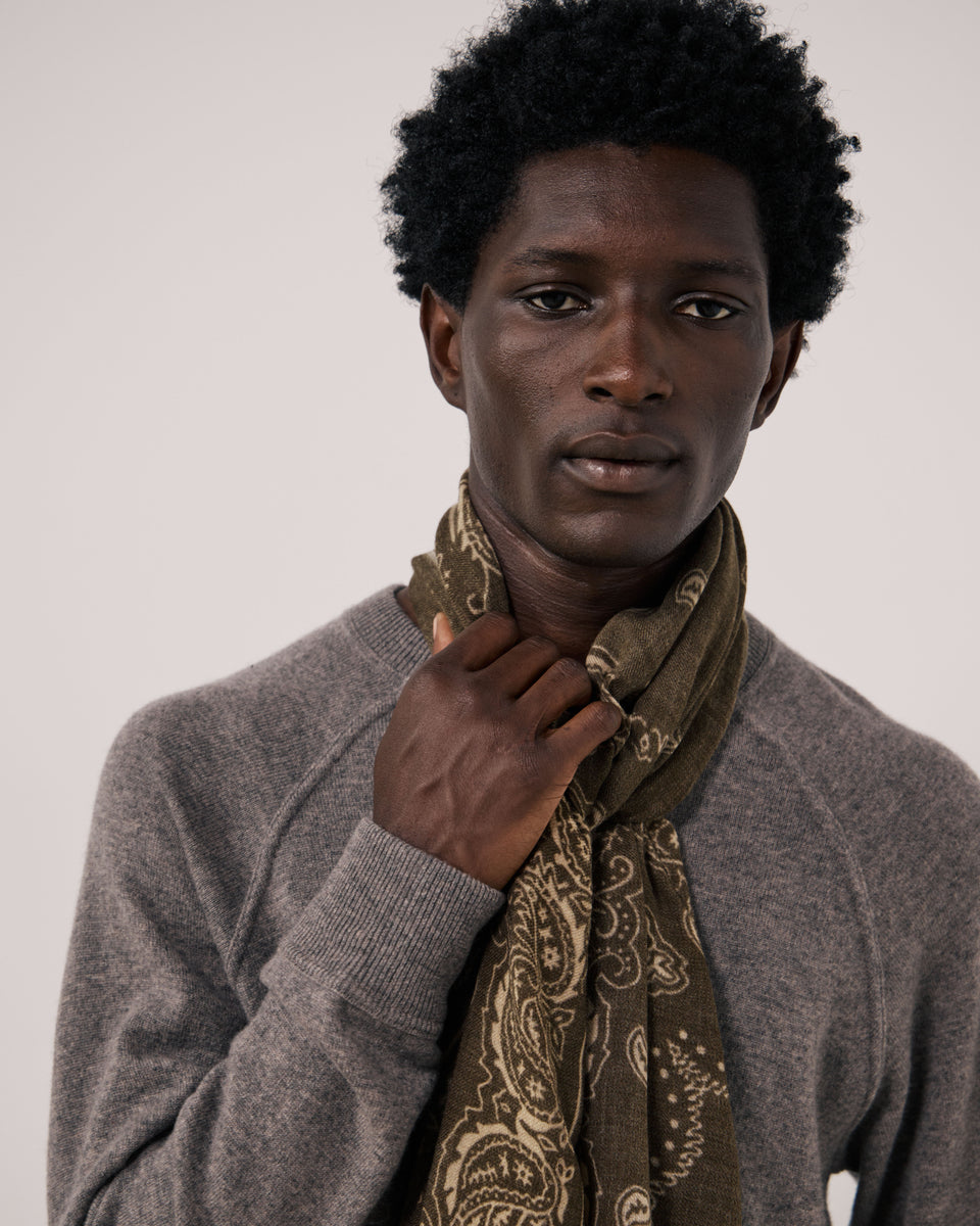 Echarpe Homme en Laine imprimée Paisley Vert Camo Bandana - Image 2