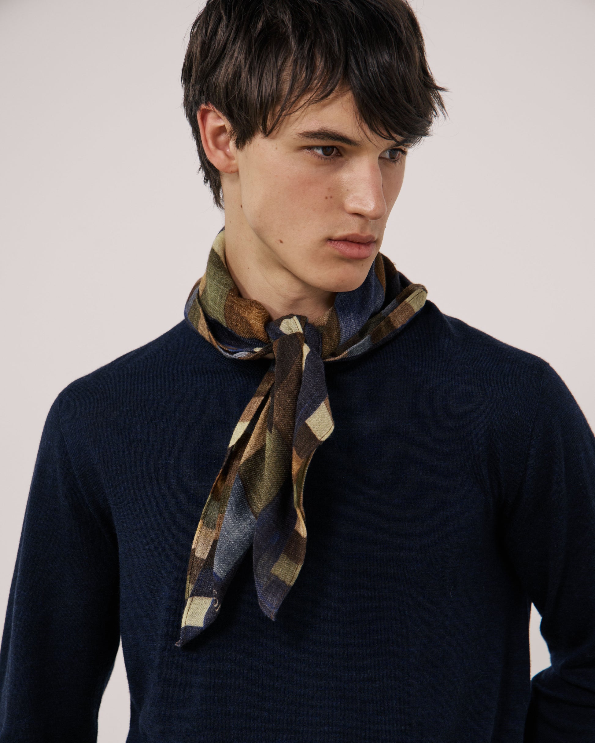 Echarpe Homme en Laine imprimée Géométrique Bleu Bandana