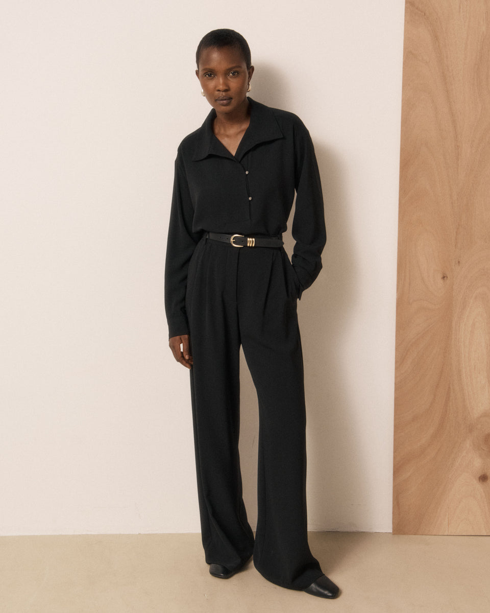 Blouse Femme en Crêpe Noir Camilo - Image 2