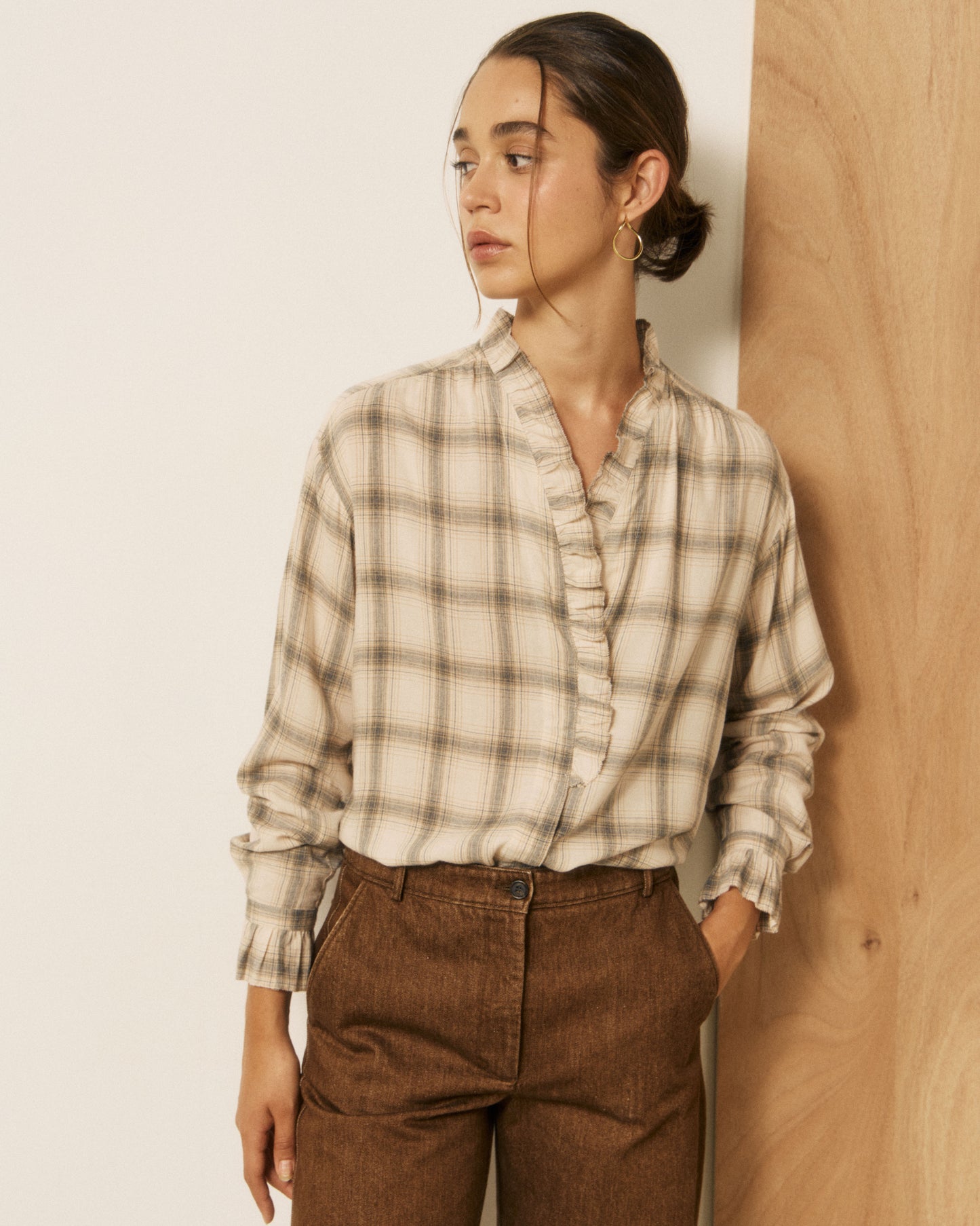 Chemise Femme en Viscose à Carreaux Beige & Gris Carmela
