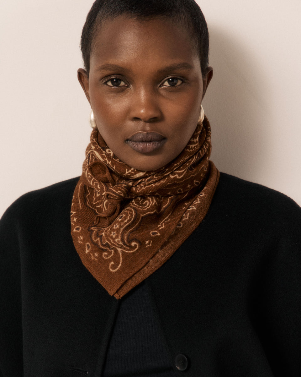 Bandana Women's Brown Paisley Print Wool Scarf - Image 3