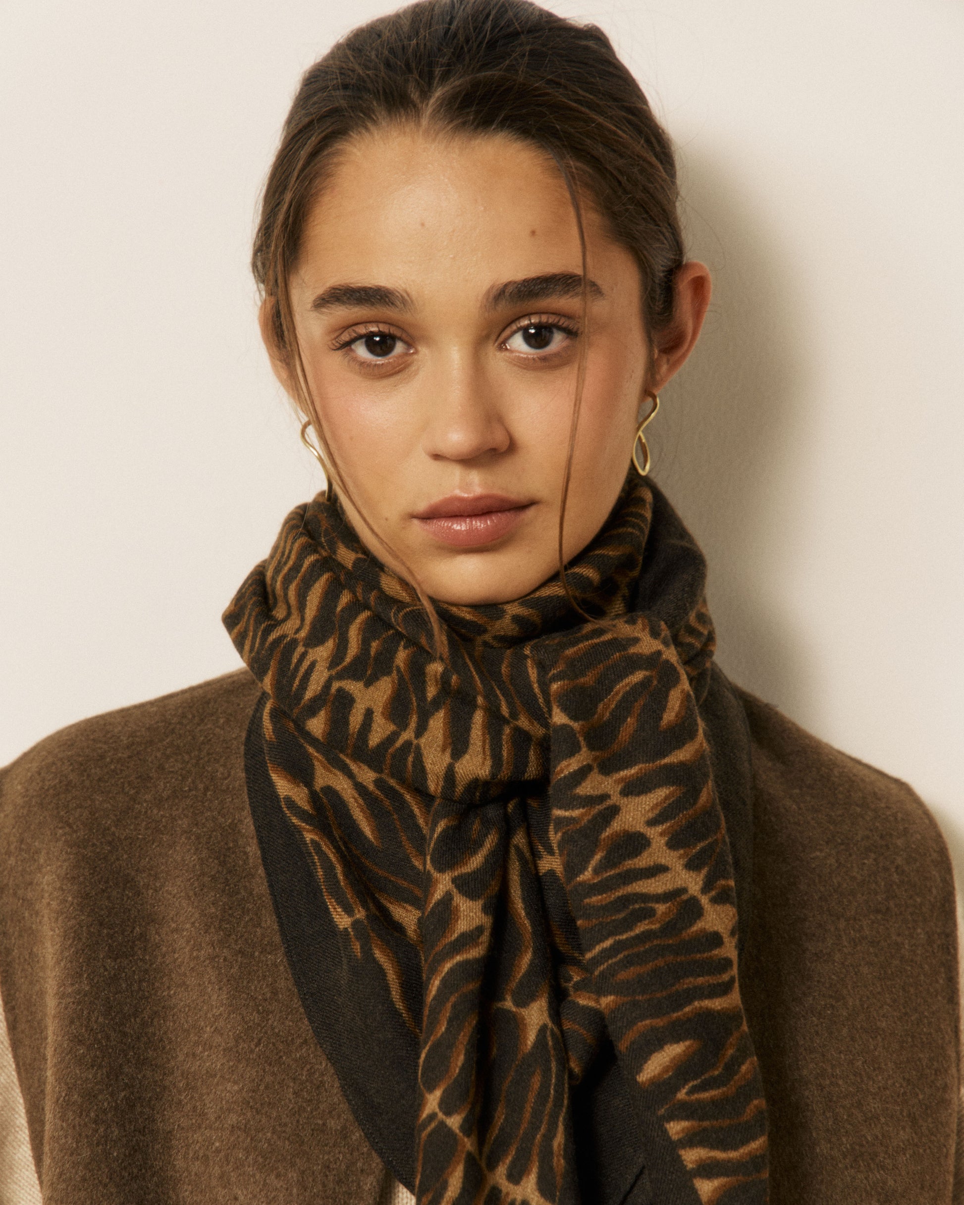Echarpe Femme en Laine Zèbre Taupe