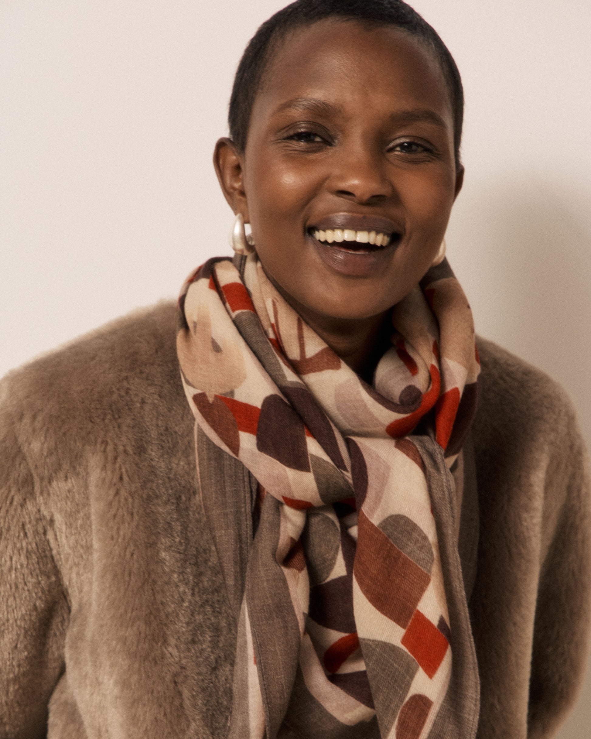 Echarpe Femme en Laine imprimé Géométrique Rouge