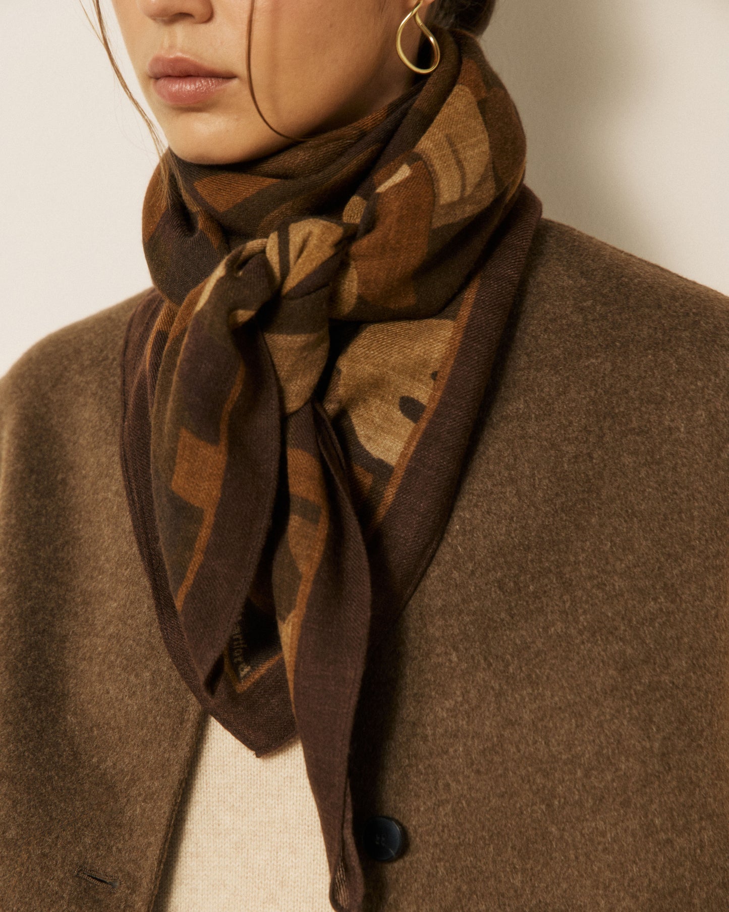 Echarpe Femme en Laine imprimé Géométrique Marron