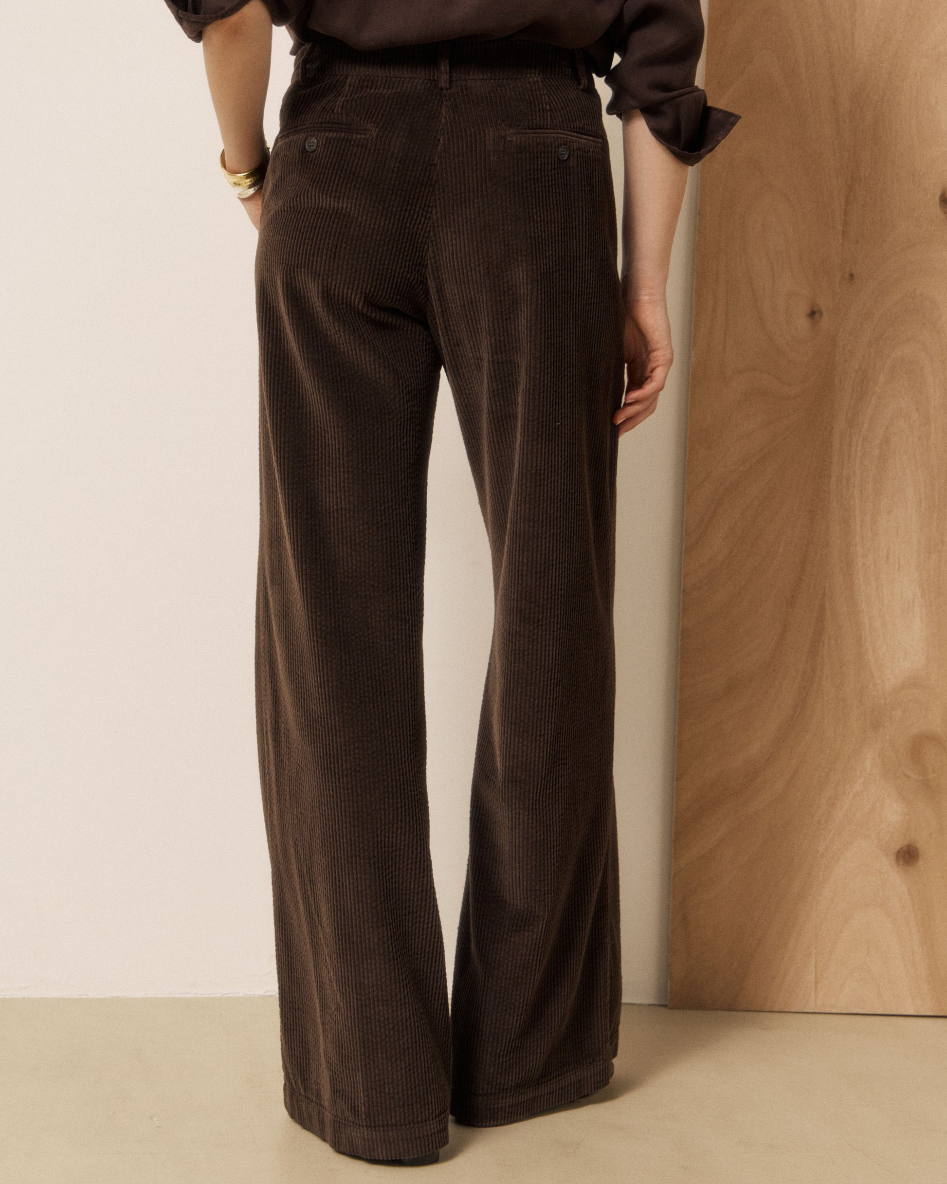 Pantalon Femme en Velours Côtelé Seersucker Chocolat Parade