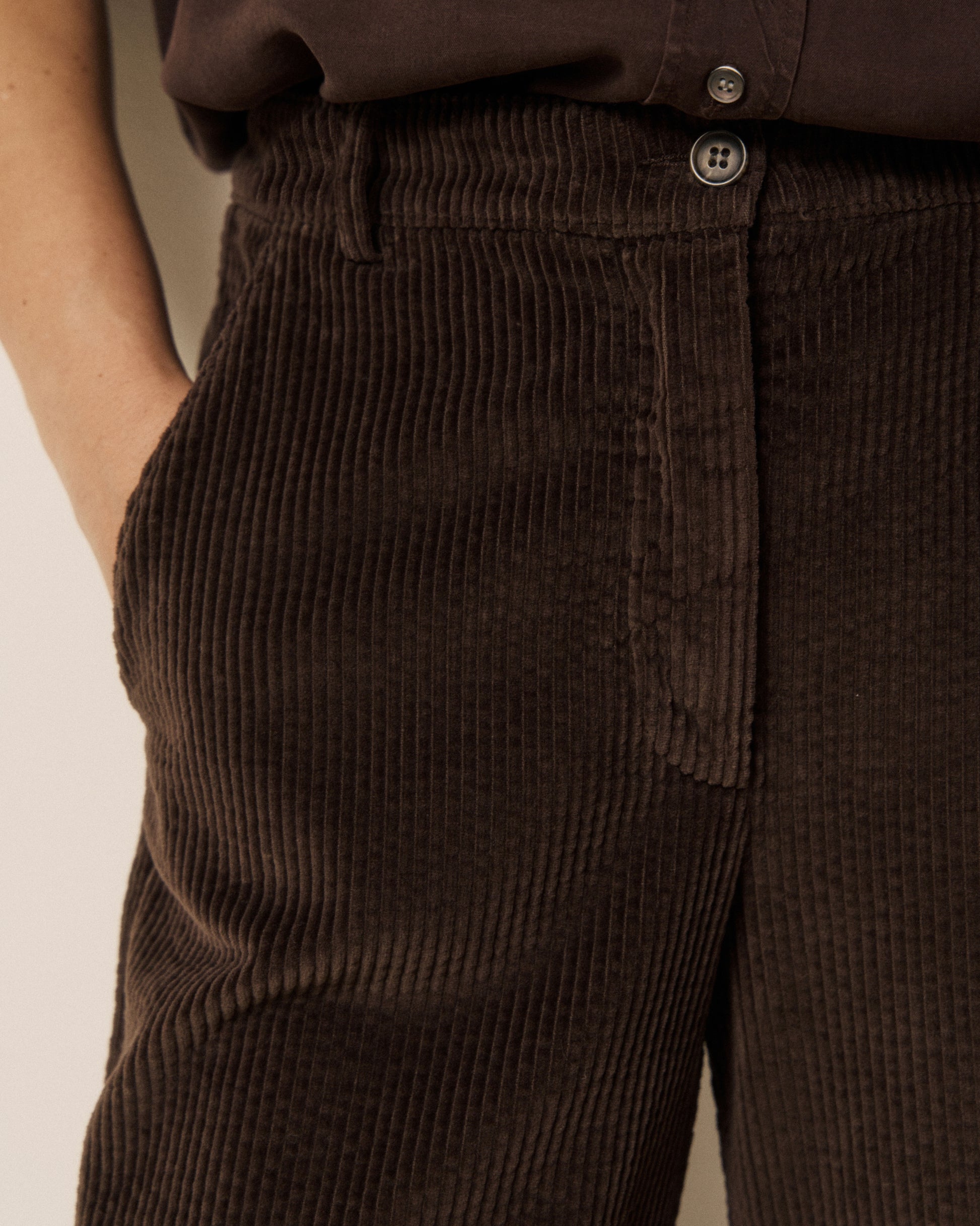 Pantalon Femme en Velours Côtelé Seersucker Chocolat Parade