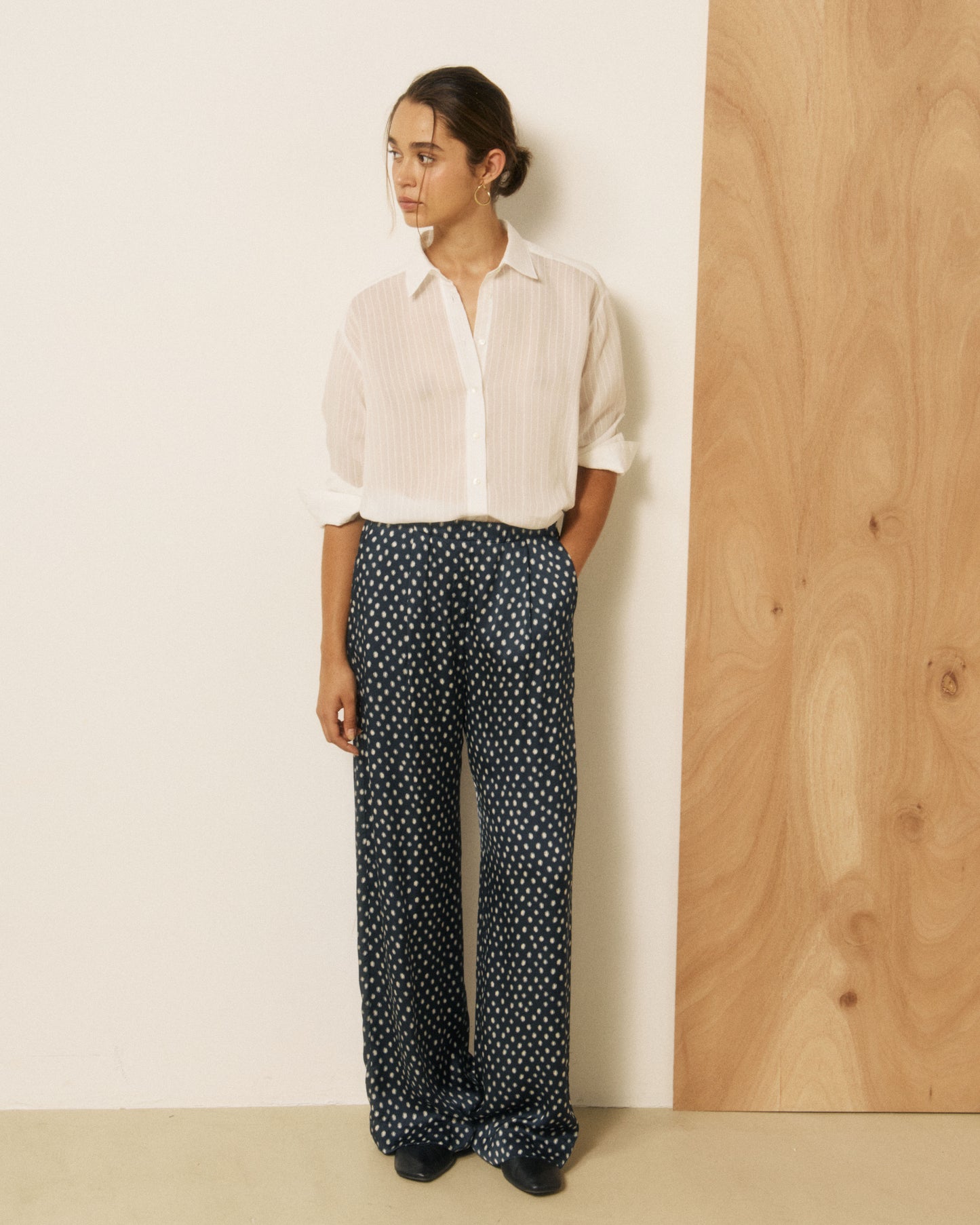 Pantalon Femme en Viscose à Pois Bleu Marine & Blanc Pays