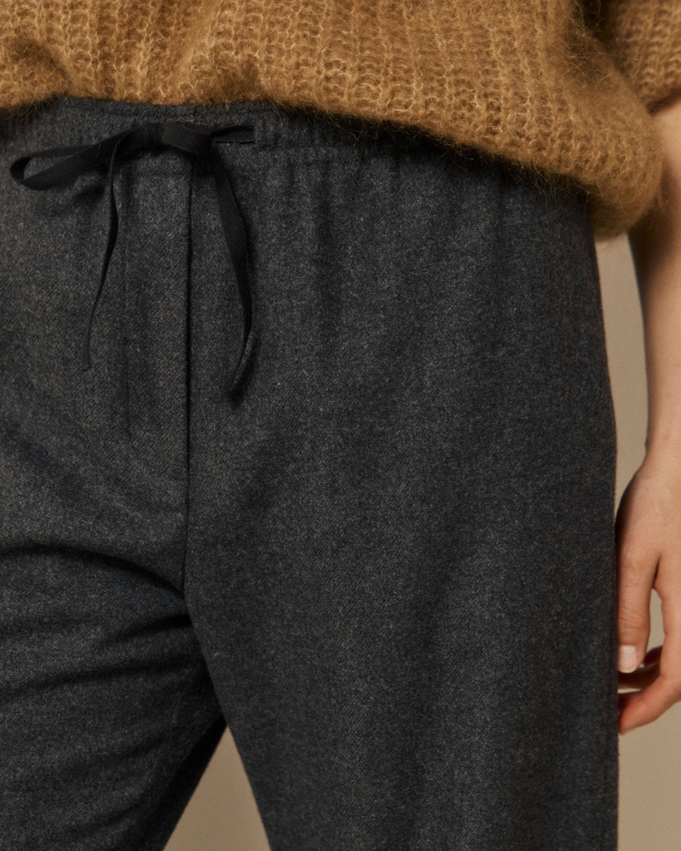 Pantalon Femme en Flanelle de Laine Gris Plumiel - Image 3