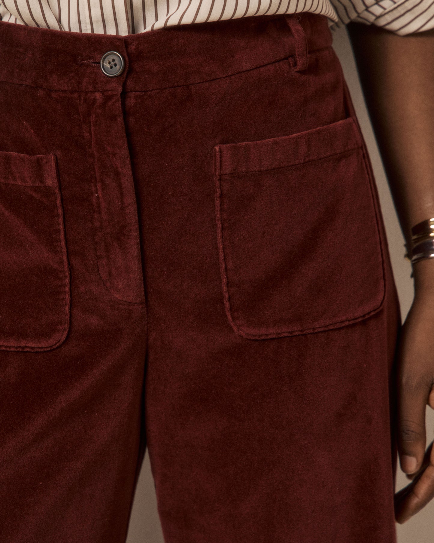 Pantalon Femme en Velours Lisse Bordeaux Poli