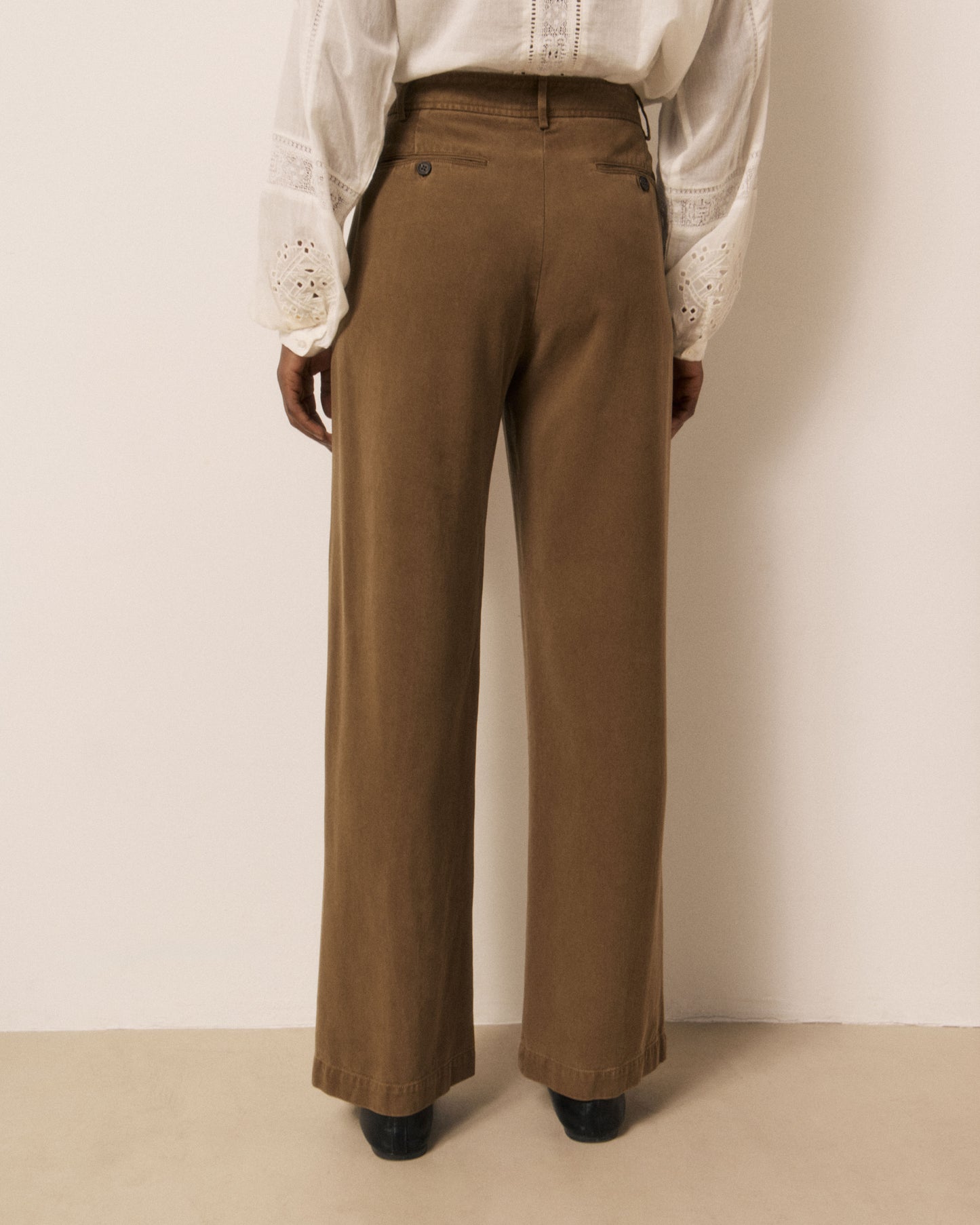 Pantalon Femme en Tencel Kaki Poli