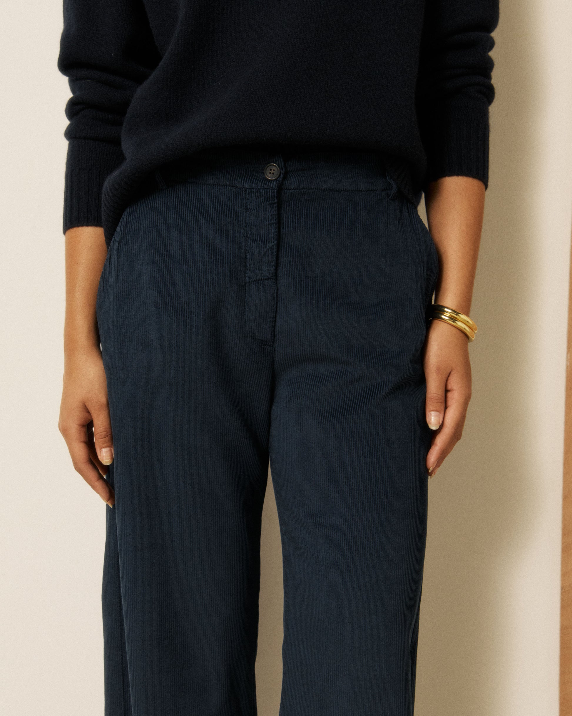 Pantalon Femme en Velours Côtelé Bleu Nuit Positanon