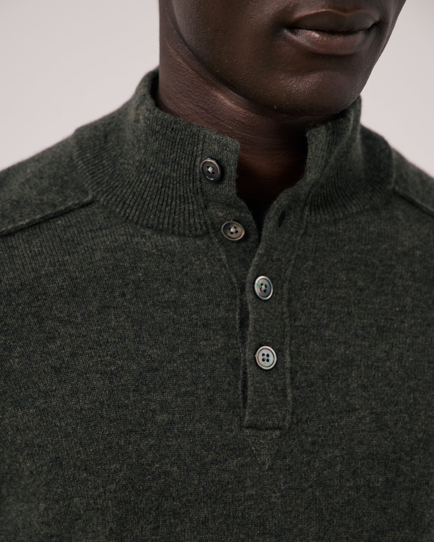 Pull Homme en Laine & Cachemire Vert Militaire Cashmere High Neck