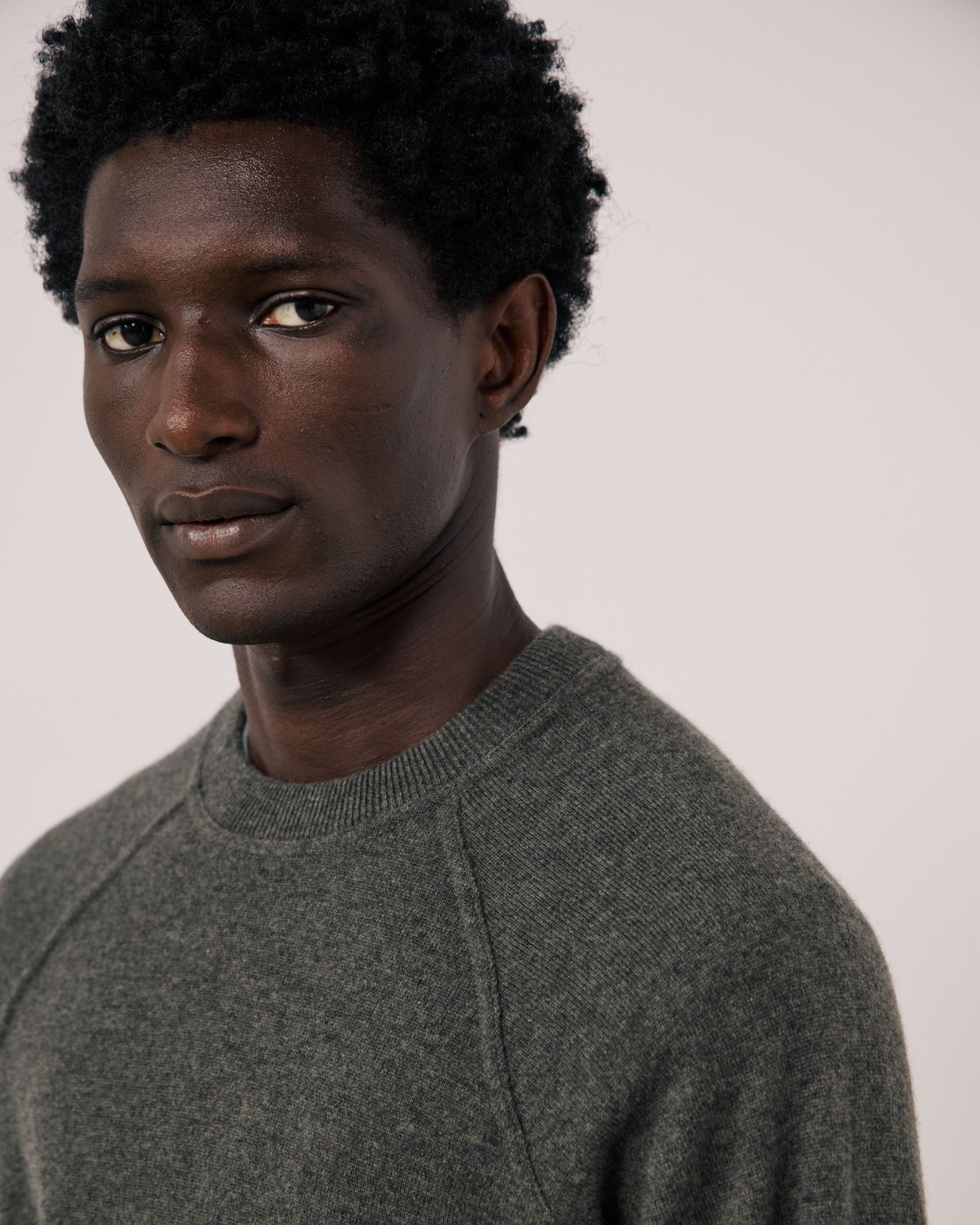 Pull Homme en Laine & Cachemire Vert Militaire Cashmere Sweat