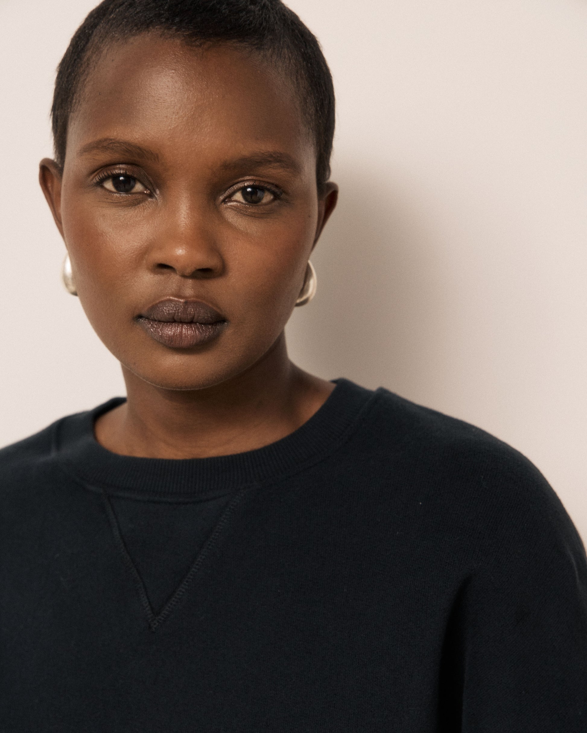 Sweatshirt Femme en Molleton Noir Tagada