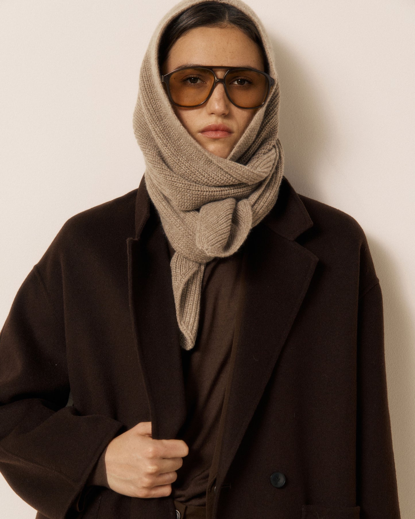 Cagoule Femme en Laine & Cachemire Taupe Mera