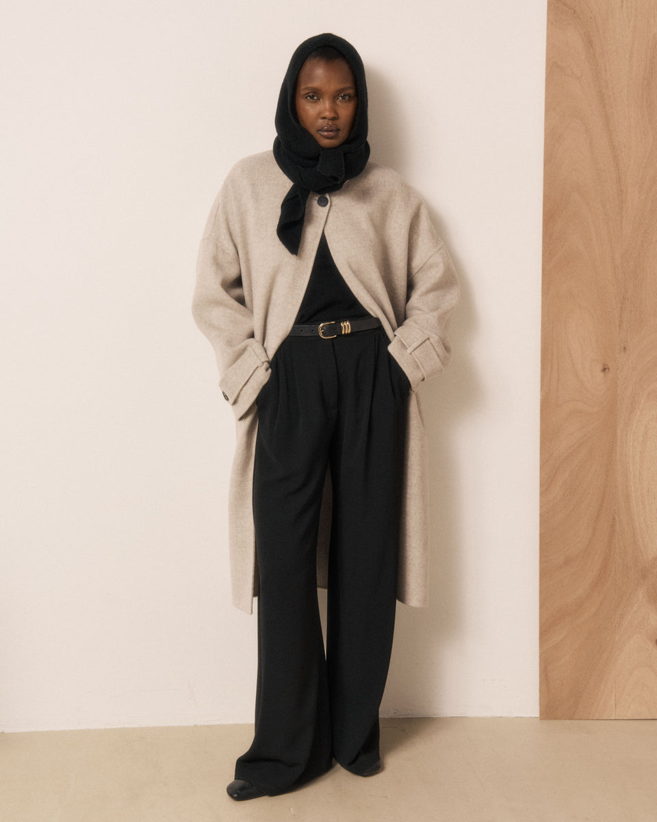 Passamontagna da donna in lana e cashmere nero Mera - Image 3