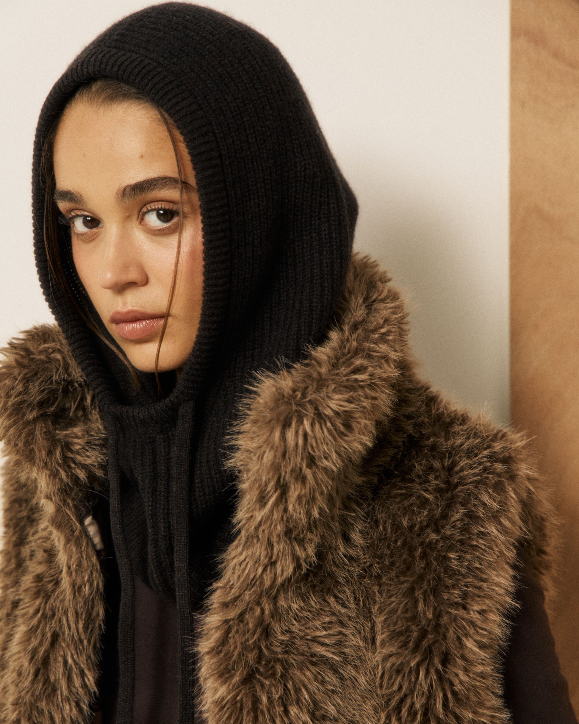 Cagoule Femme en Laine & Cachemire Marron Meysie