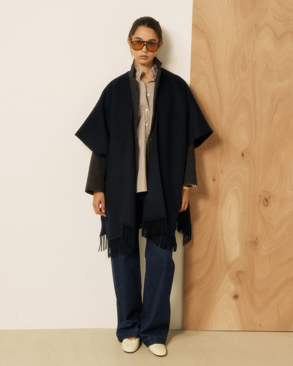 Virginie Women's Navy Blue Double-faced Wool Cape - Image principale