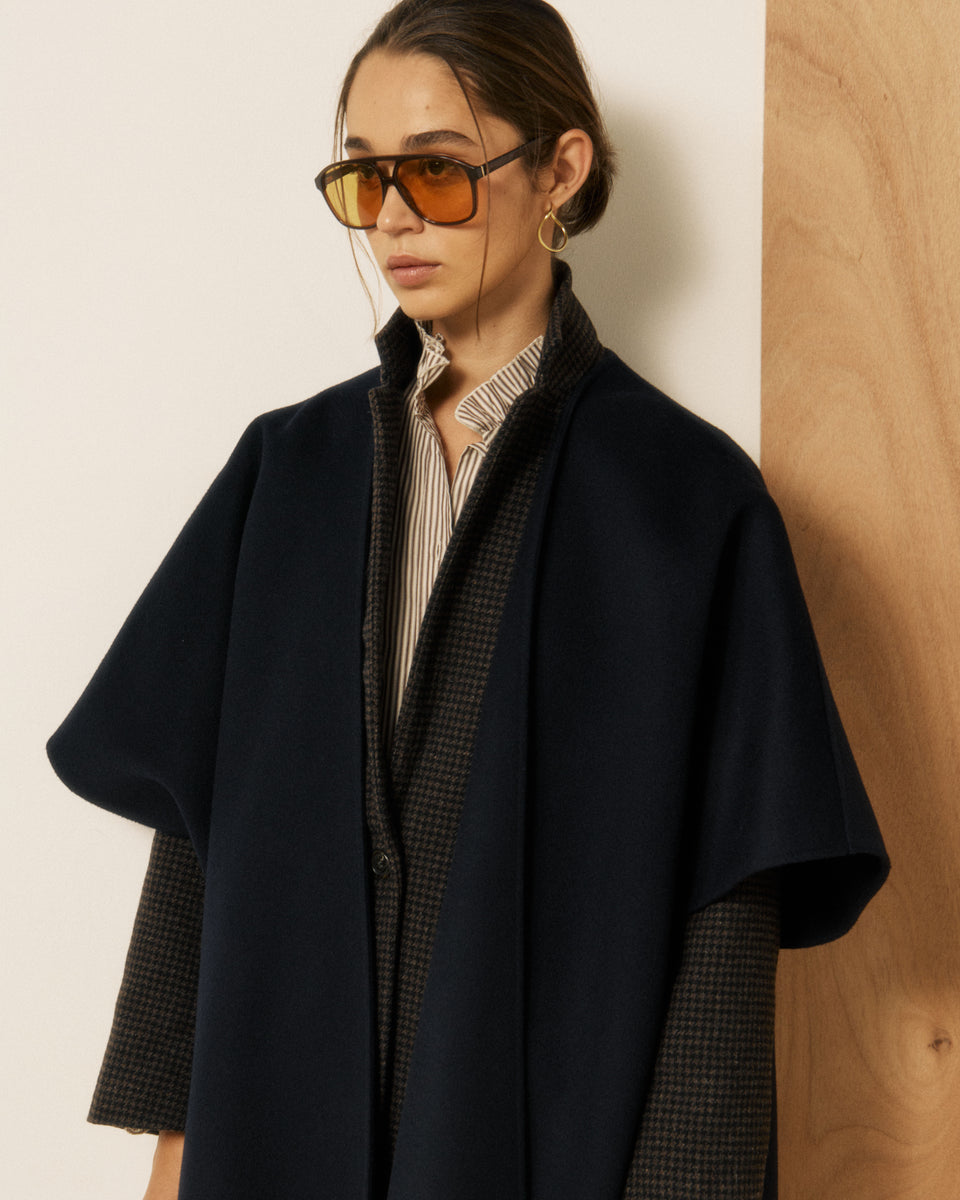 Virginie Women's Navy Blue Double-faced Wool Cape - Image 2