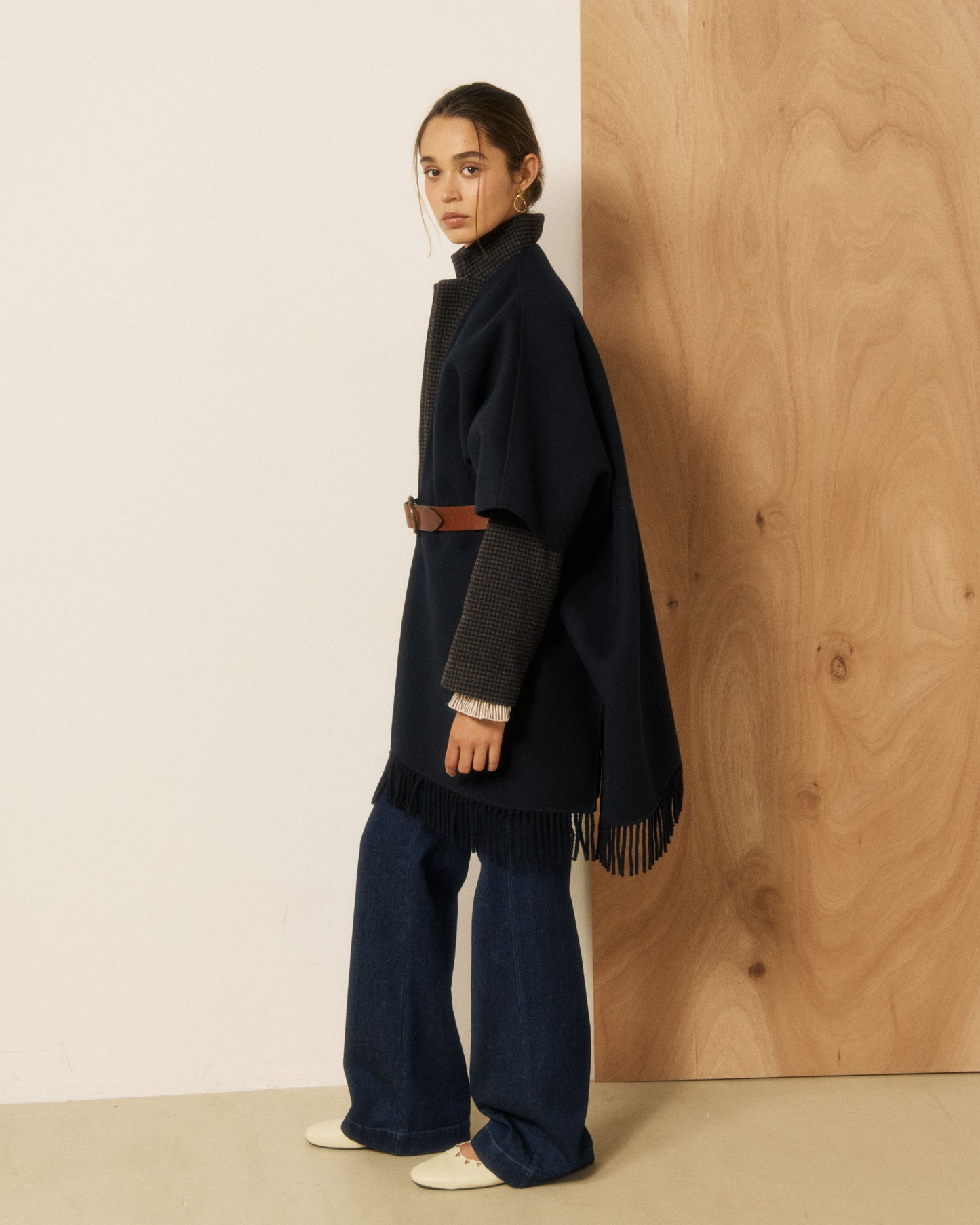 Cape Femme en Laine Double Face Bleu Marine Virginie