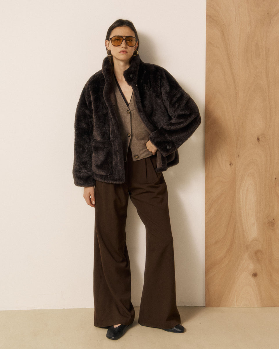 Vosmo Women's Chocolate Faux Fur Jacket - Image 3