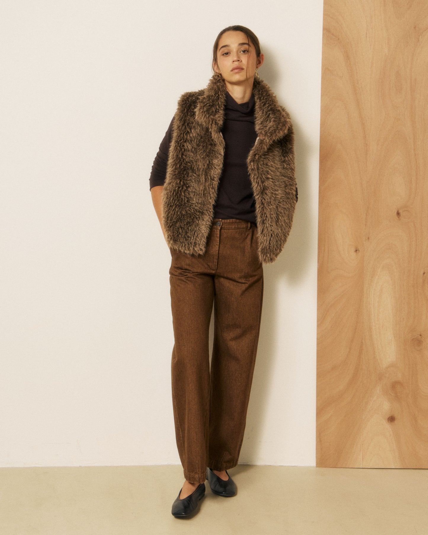 Gilet Femme en Fausse fourrure à poils longs Marron Verso
