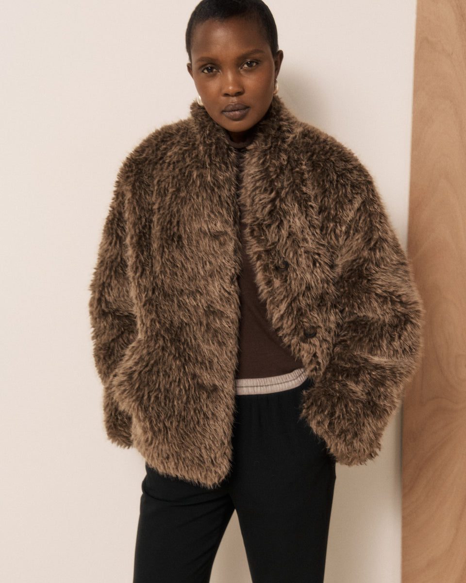 Veste Femme en Fausse fourrure à poils longs Marron Valda - Image principale