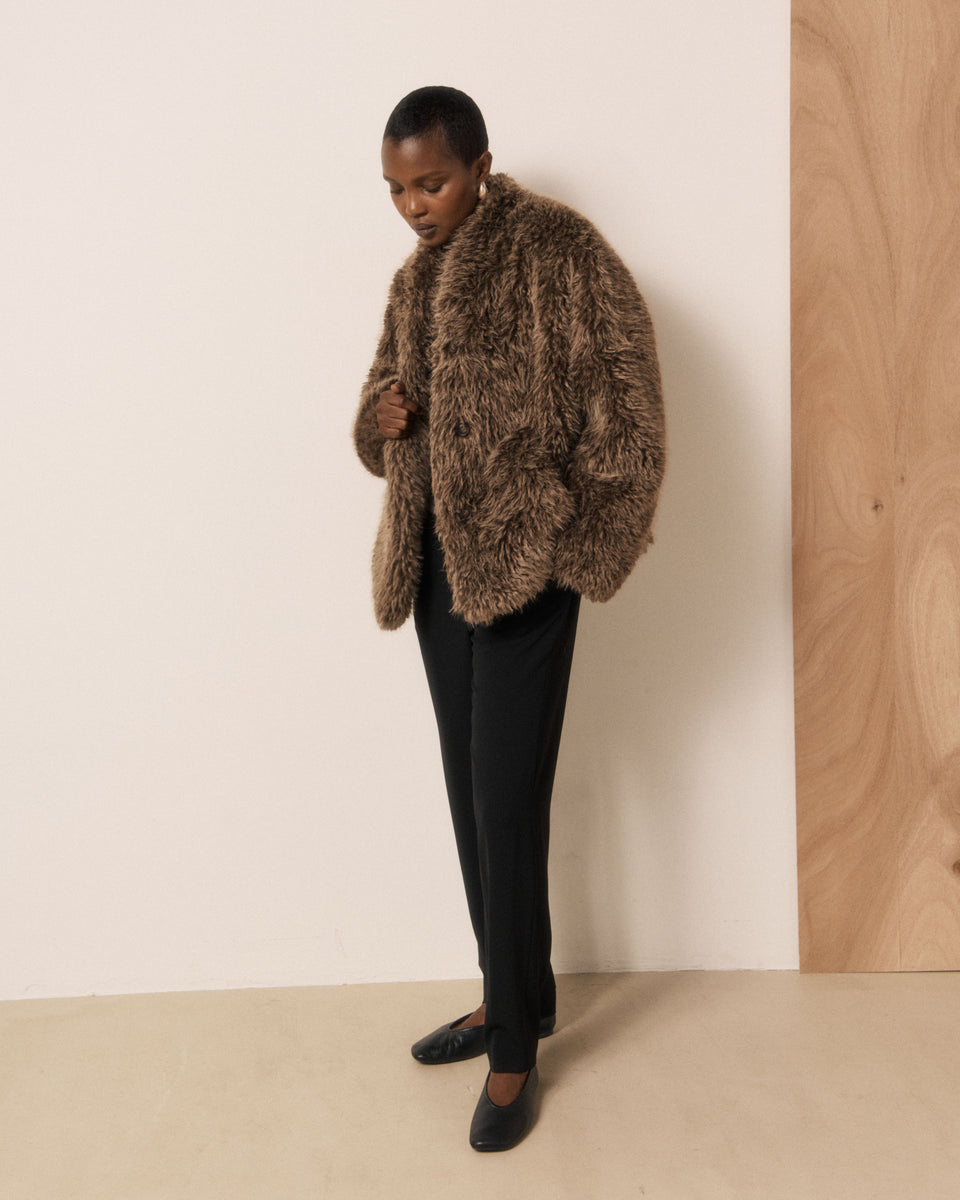 Veste Femme en Fausse fourrure à poils longs Marron Valda - Image 2