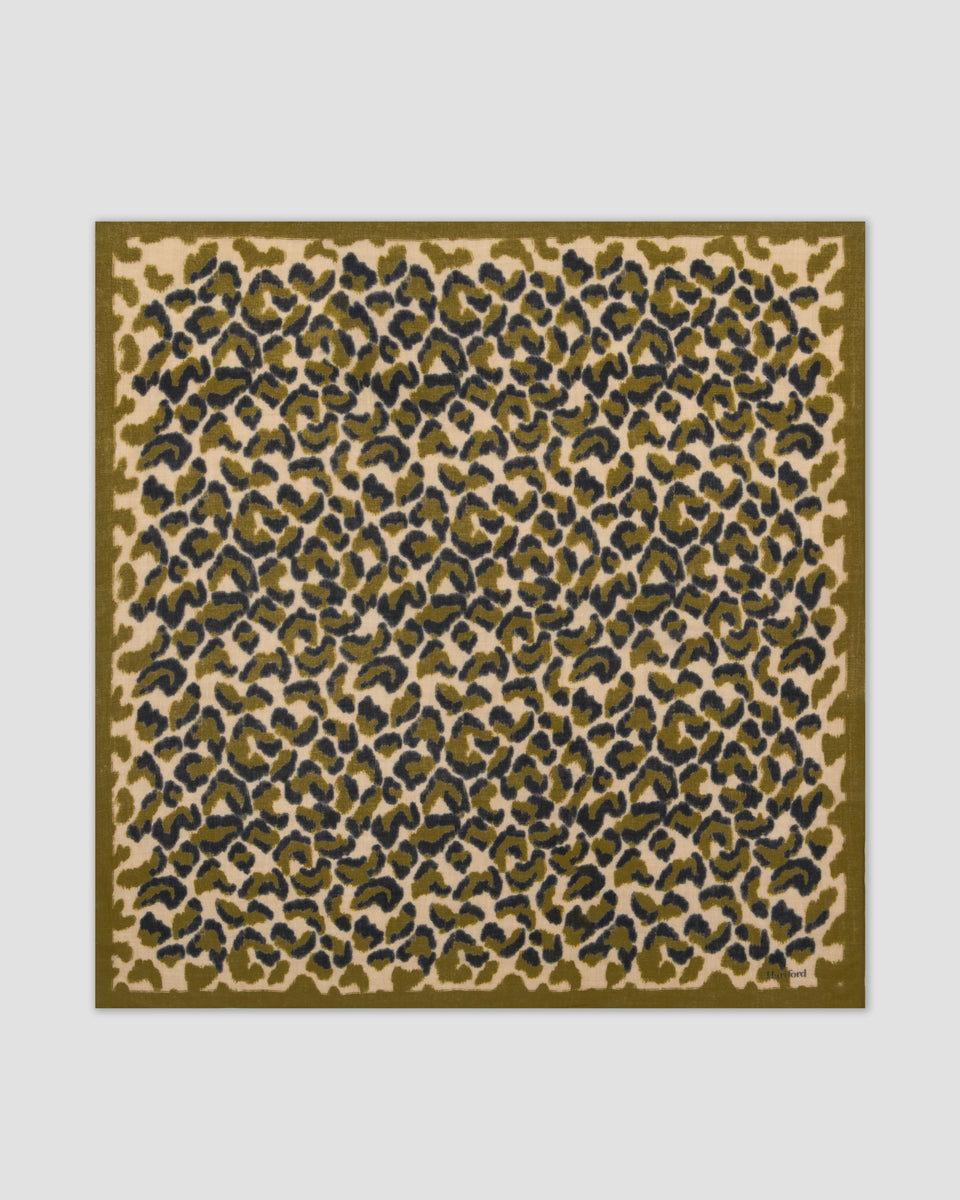 Women's Olive Green leopard print wool Scarf - Image alternative