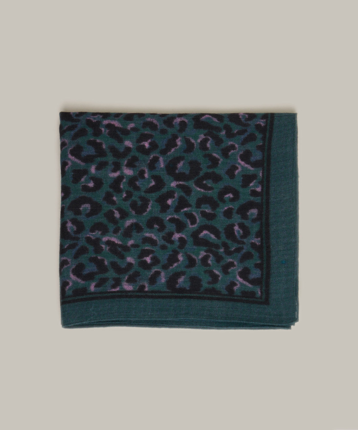 Pine tree wool Leopard scarf