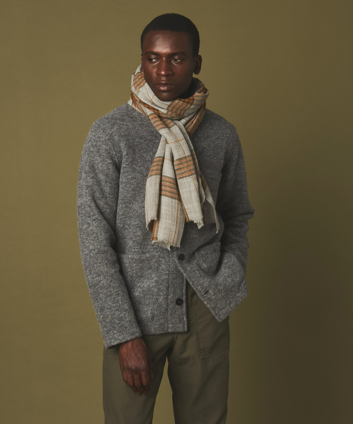 Grey checks wool scarf